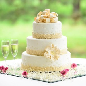 tort de nunta classy